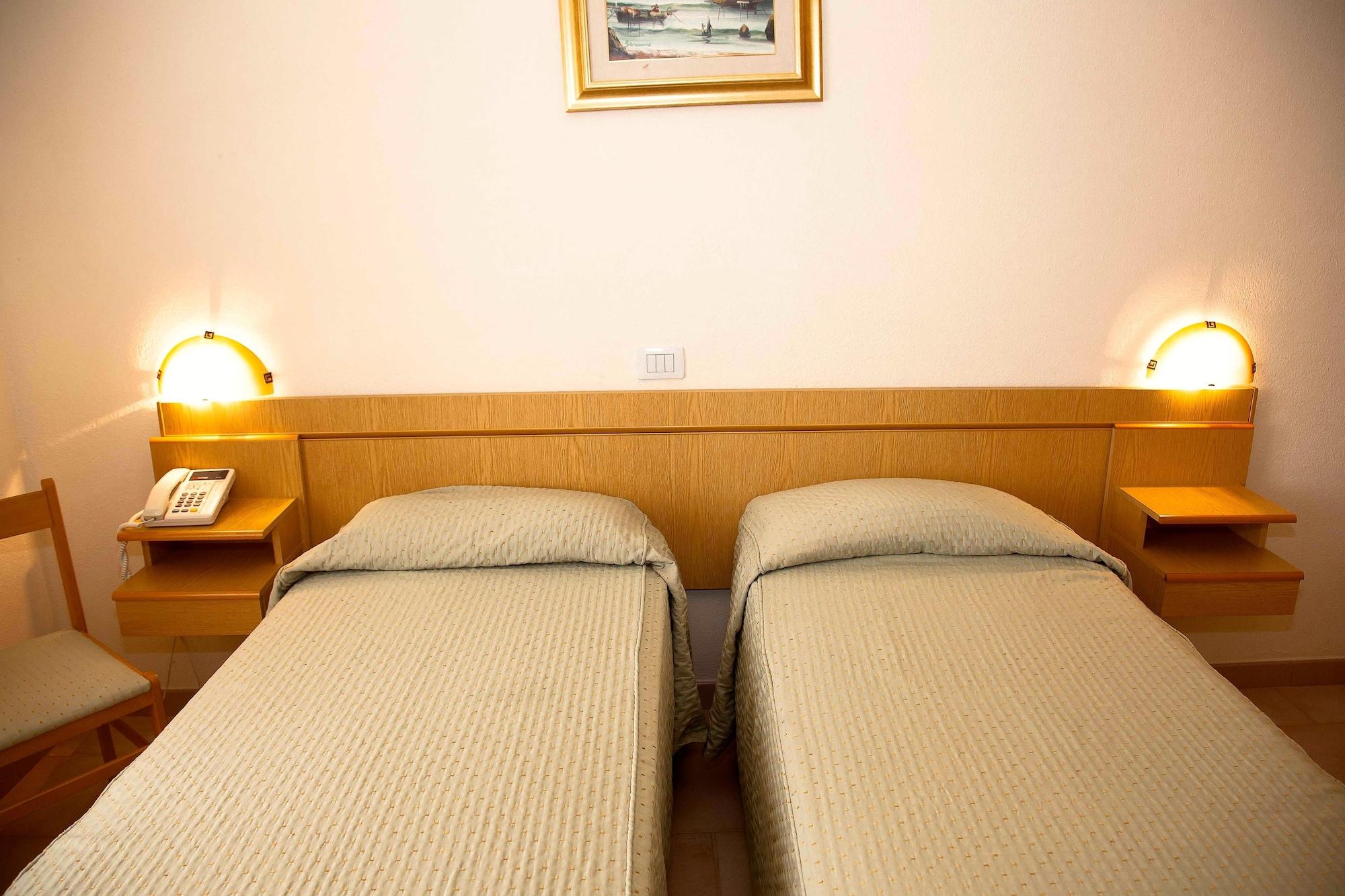 A.I.R. Hotel Gabbiano 罗萨岛 外观 照片