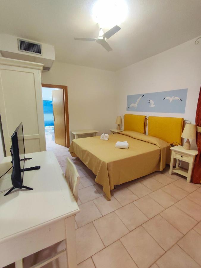 A.I.R. Hotel Gabbiano 罗萨岛 外观 照片